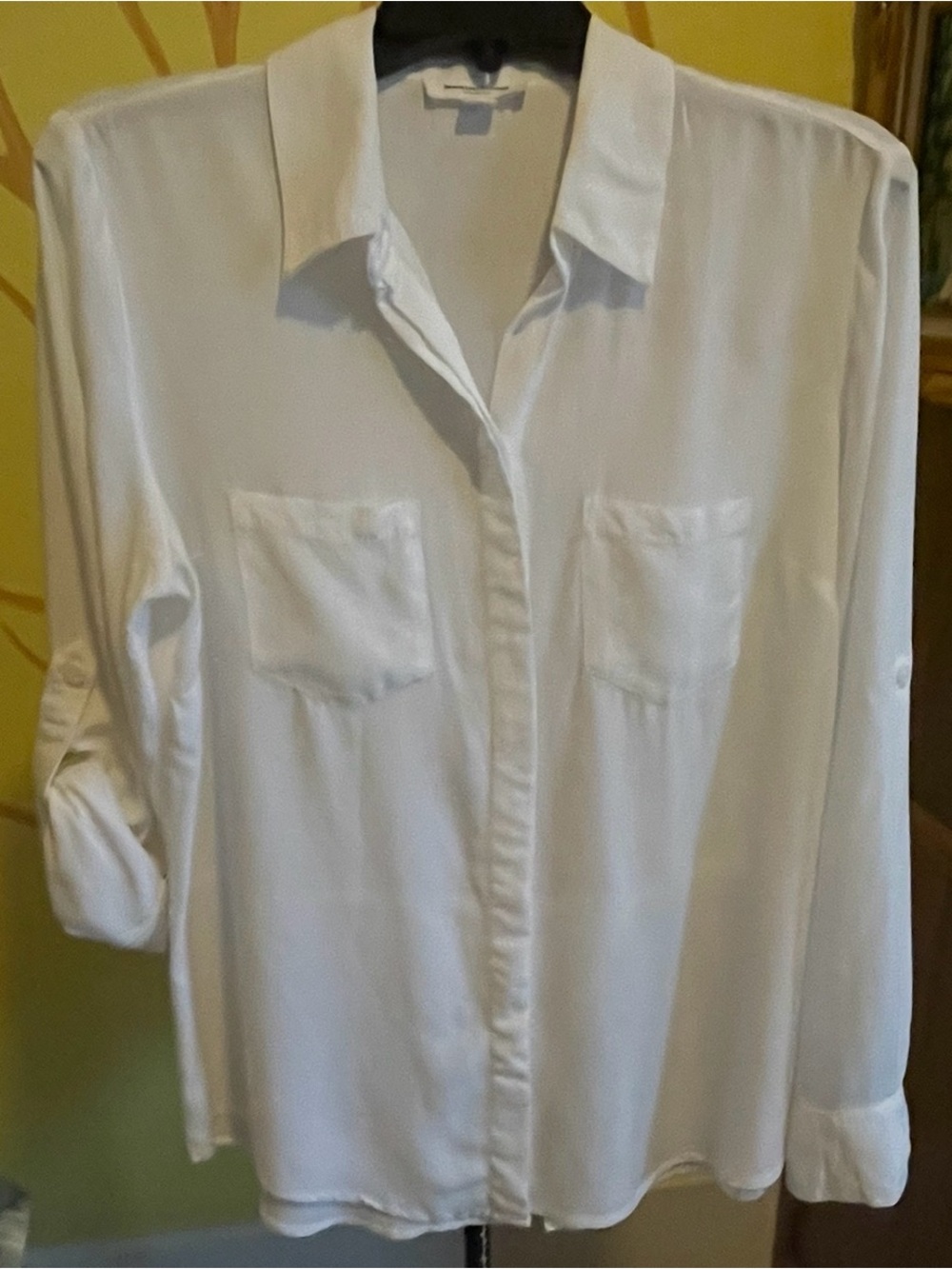 beachlunchlounge White Button-Down Pocket Shirt